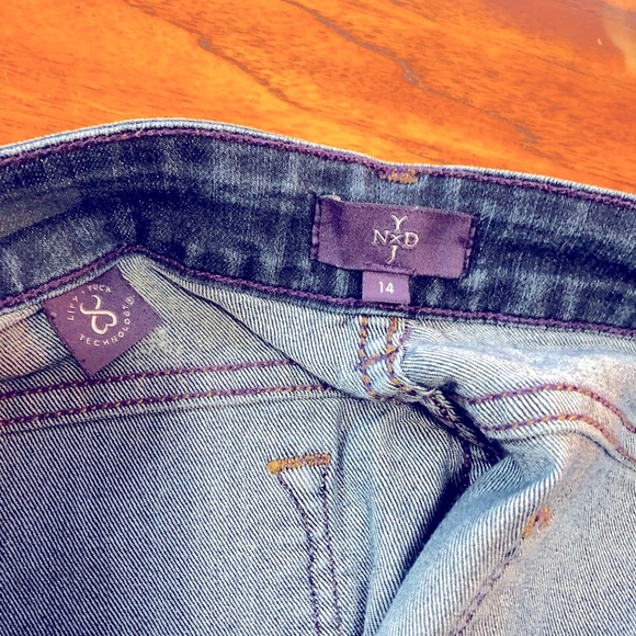 NYDJ Jeans - Size 14 - Picture 3 of 5